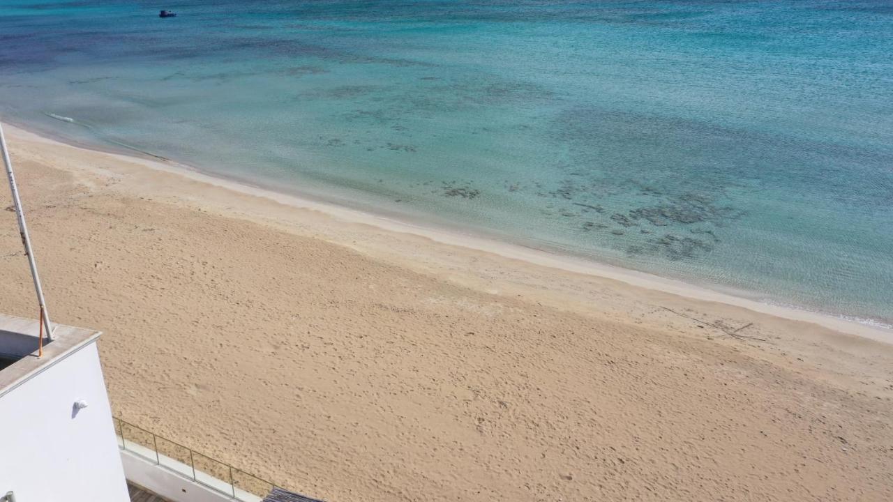 Salento Sottovento Luxury Beb Panzió Torre Lapillo Kültér fotó