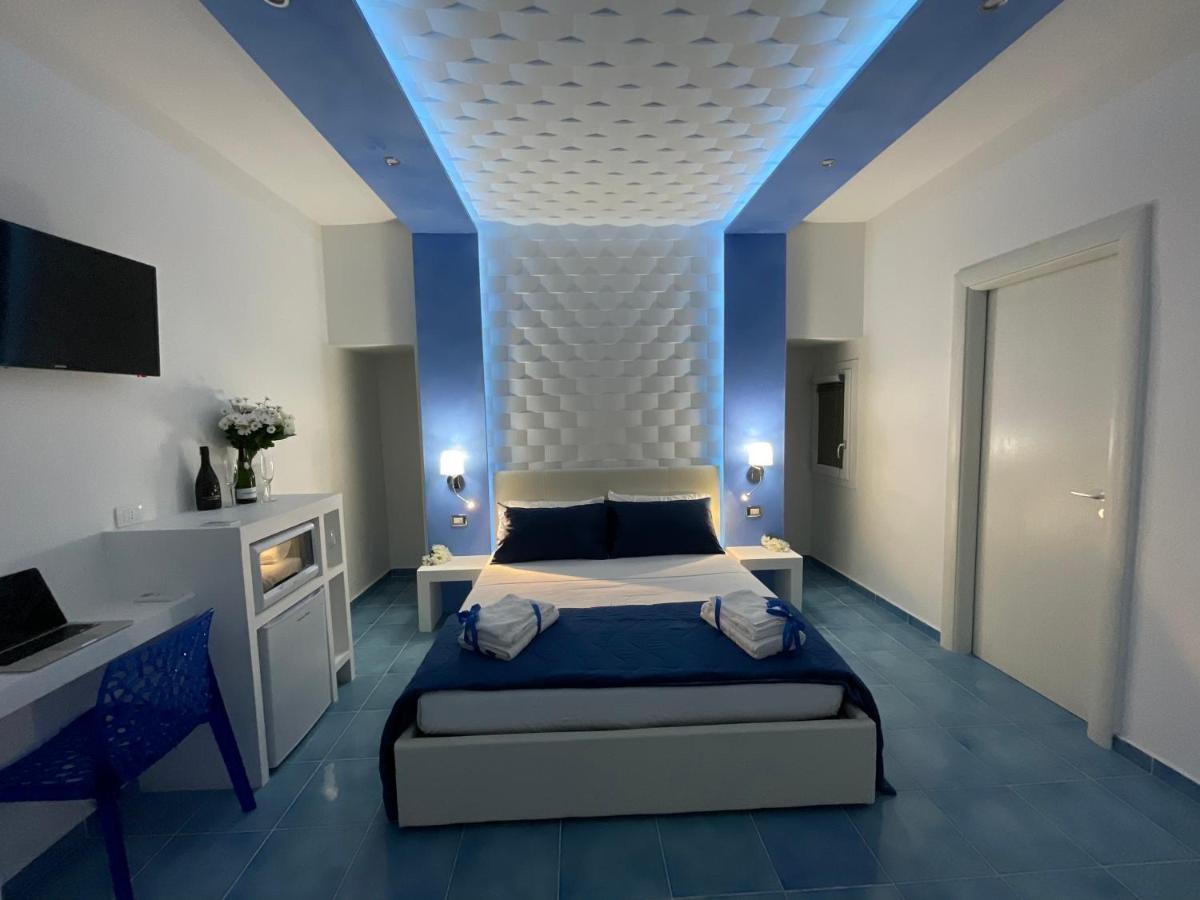 Salento Sottovento Luxury Beb Panzió Torre Lapillo Kültér fotó
