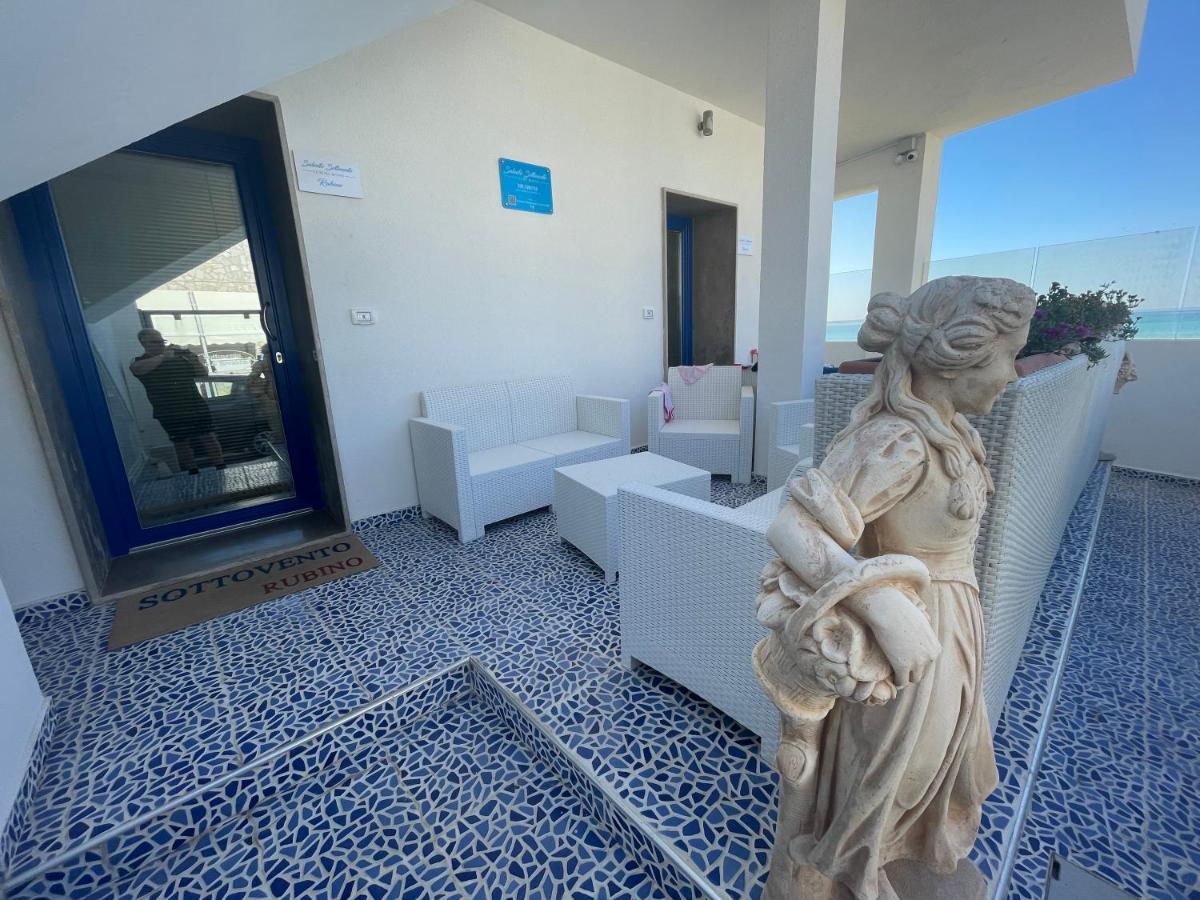 Salento Sottovento Luxury Beb Panzió Torre Lapillo Kültér fotó