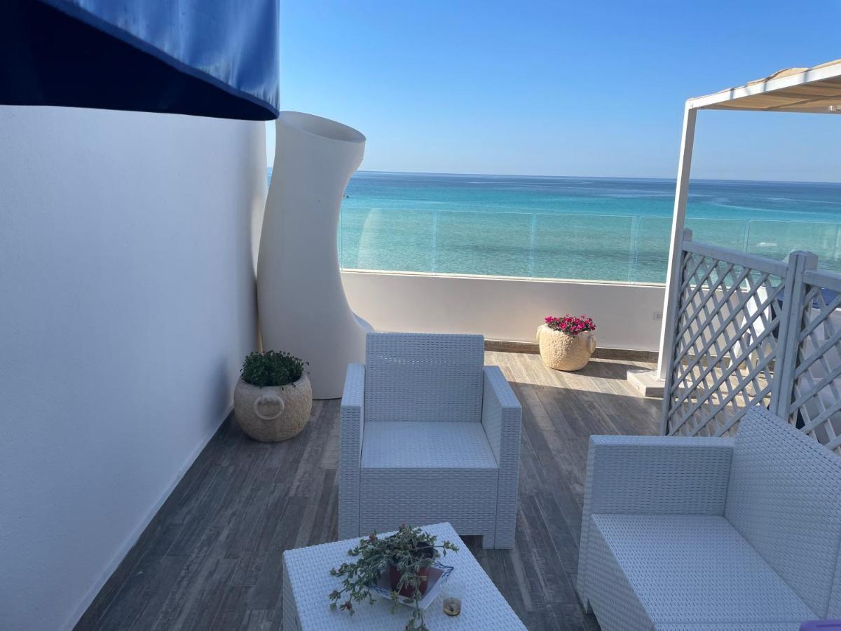 Salento Sottovento Luxury Beb Panzió Torre Lapillo Kültér fotó